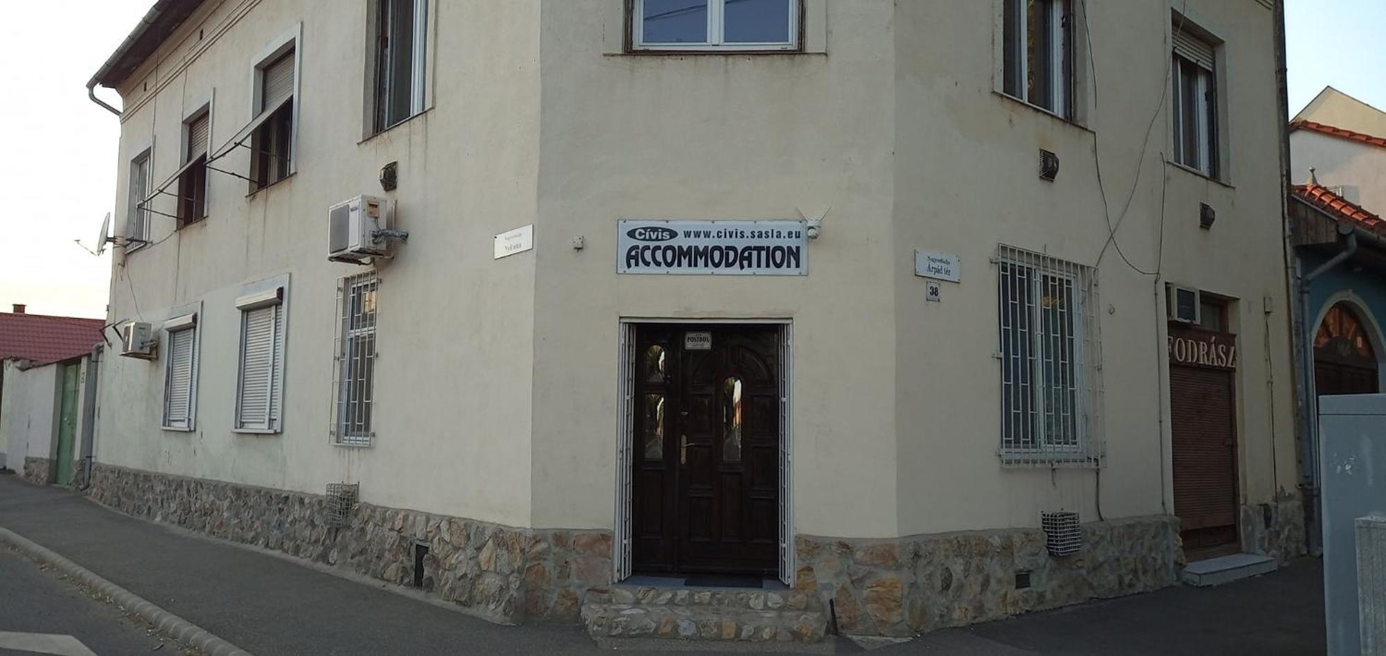 Albergue Cívis Debrecen Exterior foto